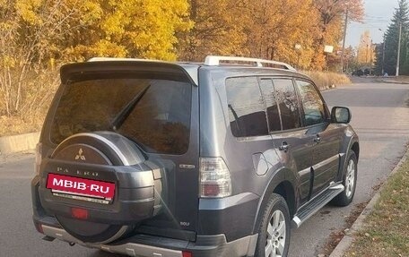 Mitsubishi Pajero IV, 2008 год, 1 433 000 рублей, 9 фотография