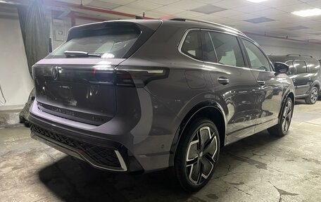 Volkswagen Tiguan, 2024 год, 5 700 000 рублей, 5 фотография