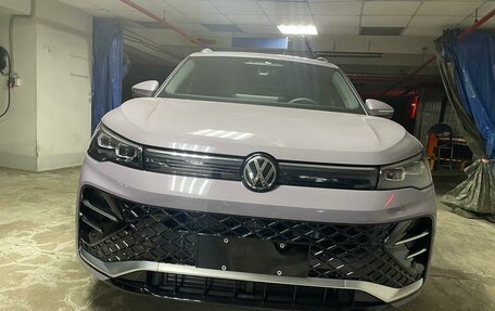 Volkswagen Tiguan, 2024 год, 5 700 000 рублей, 3 фотография