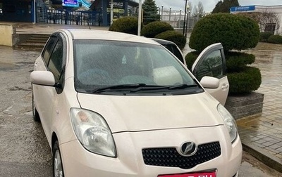 Toyota Vitz, 2005 год, 500 000 рублей, 1 фотография