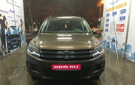 Volkswagen Tiguan I, 2016 год, 1 600 000 рублей, 1 фотография