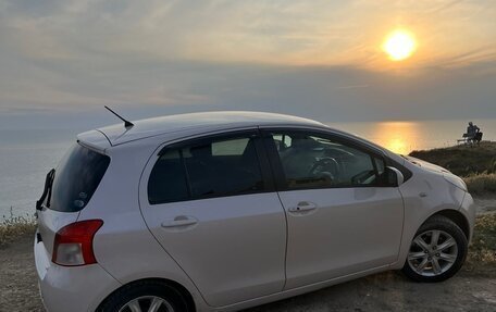 Toyota Vitz, 2005 год, 500 000 рублей, 8 фотография