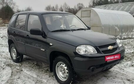 Chevrolet Niva I рестайлинг, 2012 год, 670 000 рублей, 3 фотография