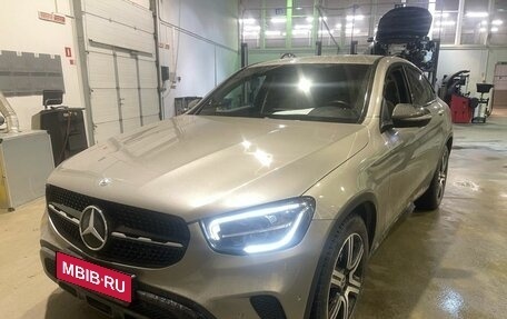 Mercedes-Benz GLC Coupe, 2021 год, 5 600 000 рублей, 1 фотография