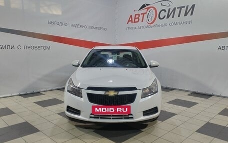 Chevrolet Cruze II, 2010 год, 671 000 рублей, 2 фотография