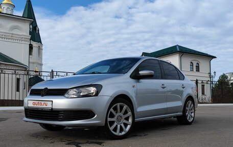 Volkswagen Polo VI (EU Market), 2011 год, 910 000 рублей, 2 фотография