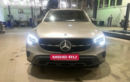 Mercedes-Benz GLC Coupe, 2021 год, 5 600 000 рублей, 2 фотография