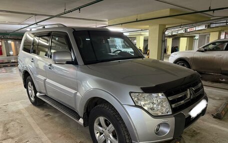 Mitsubishi Pajero IV, 2011 год, 2 350 000 рублей, 1 фотография