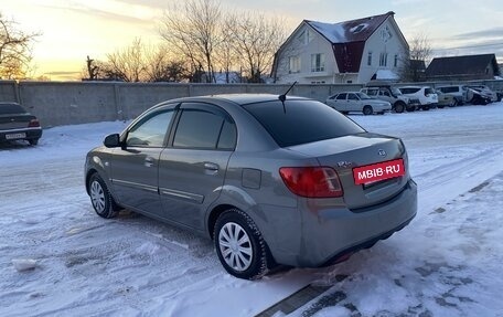 KIA Rio II, 2011 год, 4 фотография