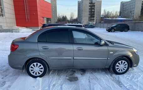 KIA Rio II, 2011 год, 7 фотография