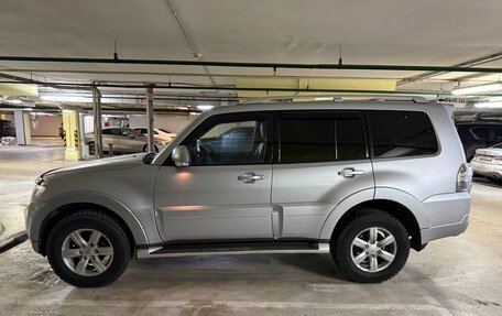 Mitsubishi Pajero IV, 2011 год, 2 350 000 рублей, 4 фотография