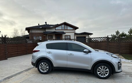 KIA Sportage IV рестайлинг, 2018 год, 2 100 000 рублей, 4 фотография