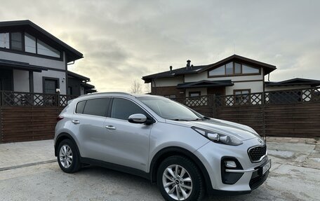 KIA Sportage IV рестайлинг, 2018 год, 2 100 000 рублей, 3 фотография