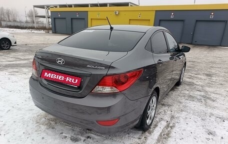 Hyundai Solaris II рестайлинг, 2011 год, 700 000 рублей, 13 фотография