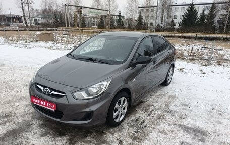 Hyundai Solaris II рестайлинг, 2011 год, 700 000 рублей, 9 фотография