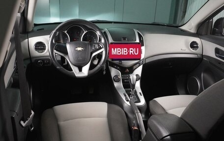 Chevrolet Cruze II, 2012 год, 909 000 рублей, 6 фотография