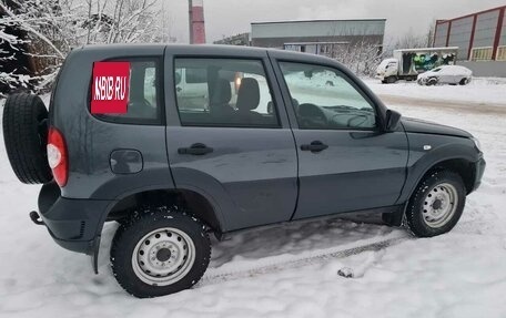 Chevrolet Niva I рестайлинг, 2020 год, 830 000 рублей, 5 фотография