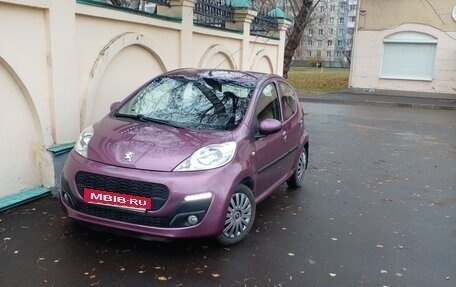 Peugeot 107 I рестайлинг, 2012 год, 670 000 рублей, 5 фотография