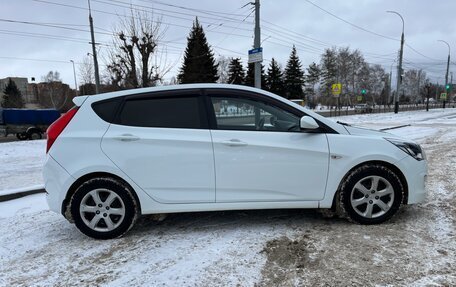 Hyundai Solaris II рестайлинг, 2014 год, 799 999 рублей, 5 фотография