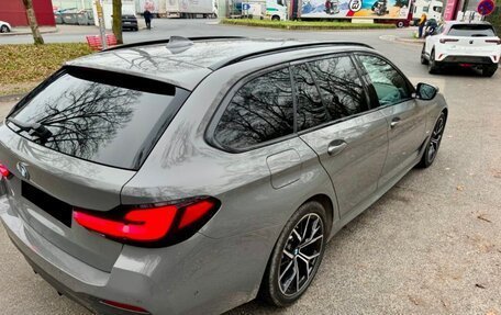 BMW 5 серия, 2021 год, 9 100 000 рублей, 3 фотография