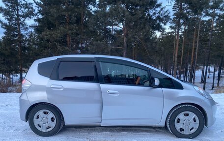 Honda Fit III, 2010 год, 830 000 рублей, 1 фотография