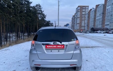 Honda Fit III, 2010 год, 830 000 рублей, 3 фотография