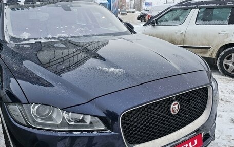 Jaguar F-Pace, 2017 год, 3 200 000 рублей, 7 фотография