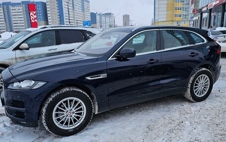 Jaguar F-Pace, 2017 год, 3 200 000 рублей, 1 фотография