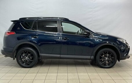 Toyota RAV4, 2019 год, 2 399 000 рублей, 8 фотография