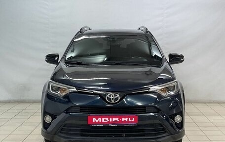 Toyota RAV4, 2019 год, 2 399 000 рублей, 3 фотография