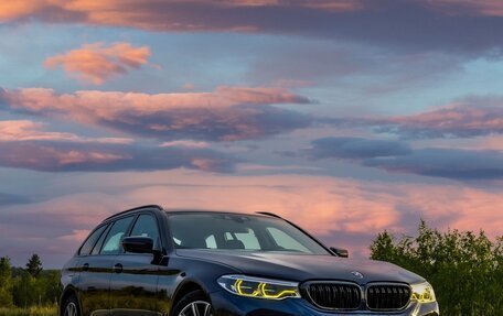 BMW 5 серия, 2019 год, 3 500 000 рублей, 2 фотография