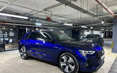 Audi e-tron I, 2020 год, 5 700 000 рублей, 4 фотография