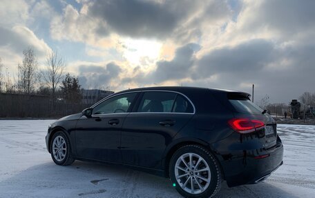 Mercedes-Benz A-Класс, 2019 год, 3 400 000 рублей, 4 фотография