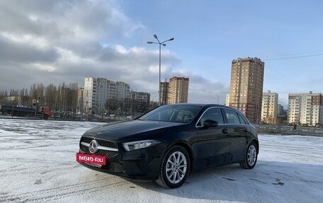 Mercedes-Benz A-Класс, 2019 год, 3 400 000 рублей, 2 фотография