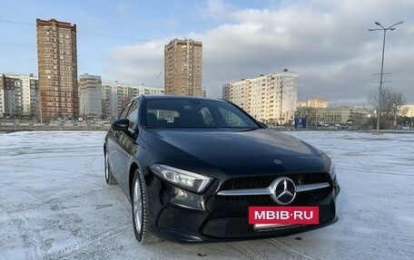 Mercedes-Benz A-Класс, 2019 год, 3 400 000 рублей, 10 фотография