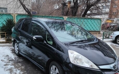 Honda Fit Shuttle I рестайлинг, 2011 год, 1 100 000 рублей, 2 фотография