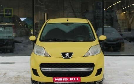 Peugeot 107 I рестайлинг, 2011 год, 555 000 рублей, 2 фотография