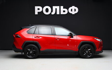 Toyota RAV4, 2021 год, 3 500 000 рублей, 6 фотография