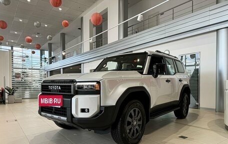 Toyota Land Cruiser Prado, 2024 год, 12 700 000 рублей, 3 фотография