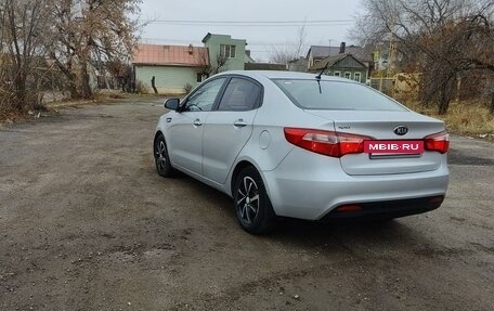 KIA Rio III рестайлинг, 2013 год, 930 000 рублей, 3 фотография