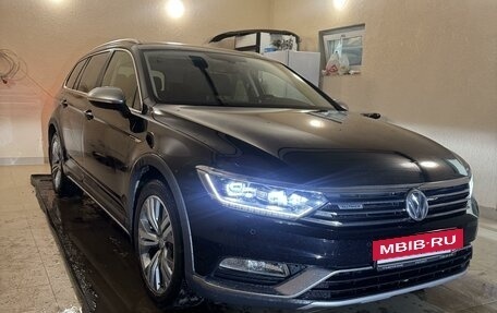 Volkswagen Passat B8 рестайлинг, 2019 год, 3 345 000 рублей, 14 фотография