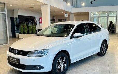 Volkswagen Jetta VI, 2012 год, 1 195 000 рублей, 1 фотография