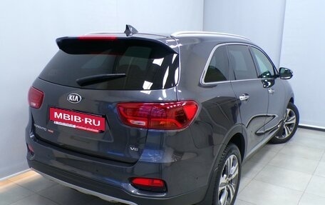 KIA Sorento III Prime рестайлинг, 2018 год, 2 987 000 рублей, 2 фотография