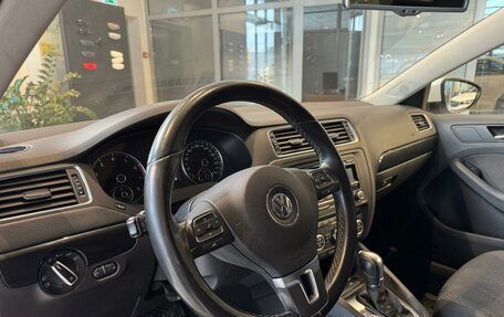 Volkswagen Jetta VI, 2012 год, 1 195 000 рублей, 10 фотография