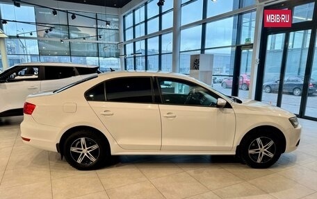 Volkswagen Jetta VI, 2012 год, 1 195 000 рублей, 4 фотография