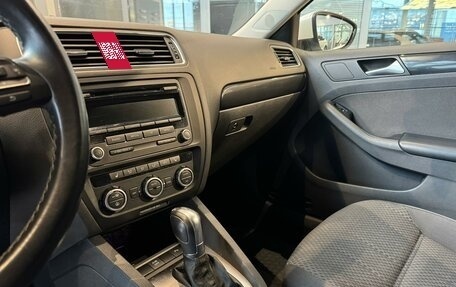 Volkswagen Jetta VI, 2012 год, 1 195 000 рублей, 19 фотография