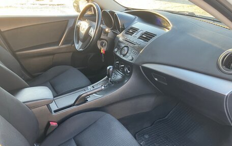 Mazda 3, 2011 год, 1 050 000 рублей, 12 фотография