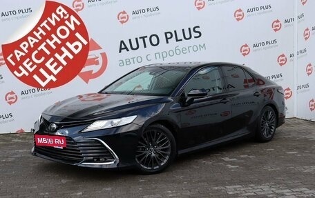 Toyota Camry, 2019 год, 3 199 000 рублей, 2 фотография