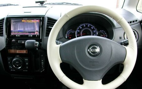 Nissan Roox, 2010 год, 599 016 рублей, 8 фотография