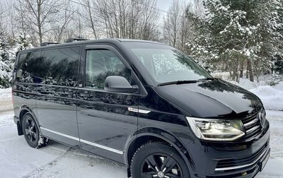 Volkswagen Multivan T6 рестайлинг, 2019 год, 6 300 000 рублей, 1 фотография